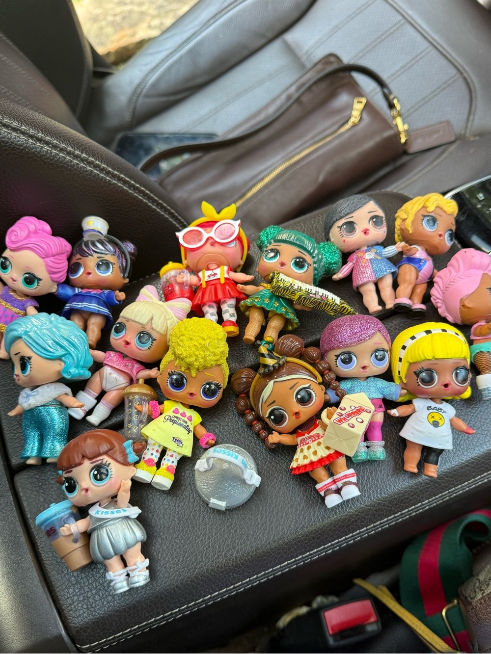 Lot of 14 + LOL Doll Set - Assorted Bright Dolls (Multicolor)